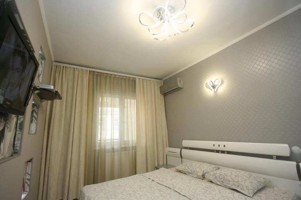 Paradis Odessa Apartments Exterior photo